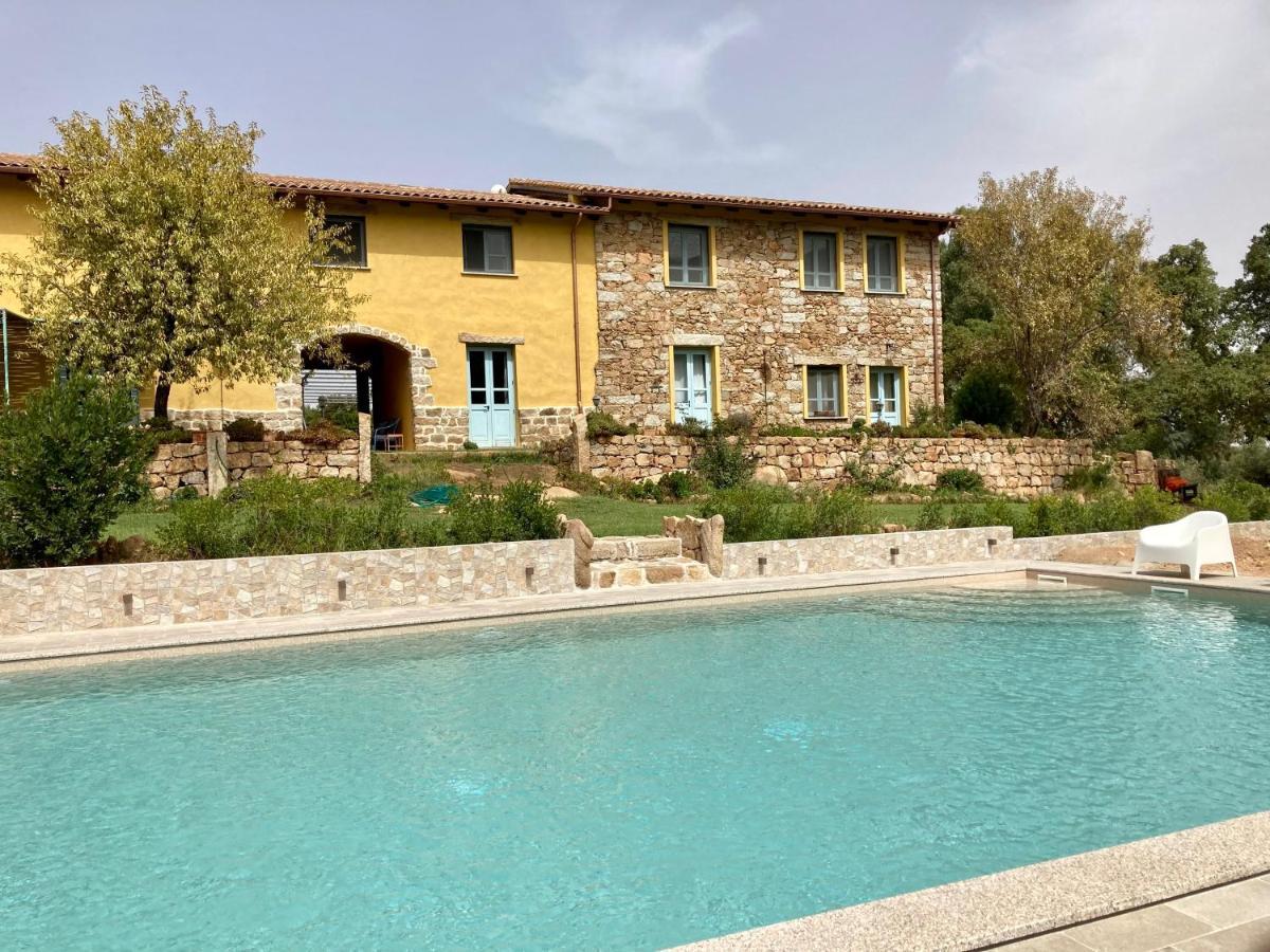 Agriturismo Is Conchisceddas Gonnosfanadiga ภายนอก รูปภาพ