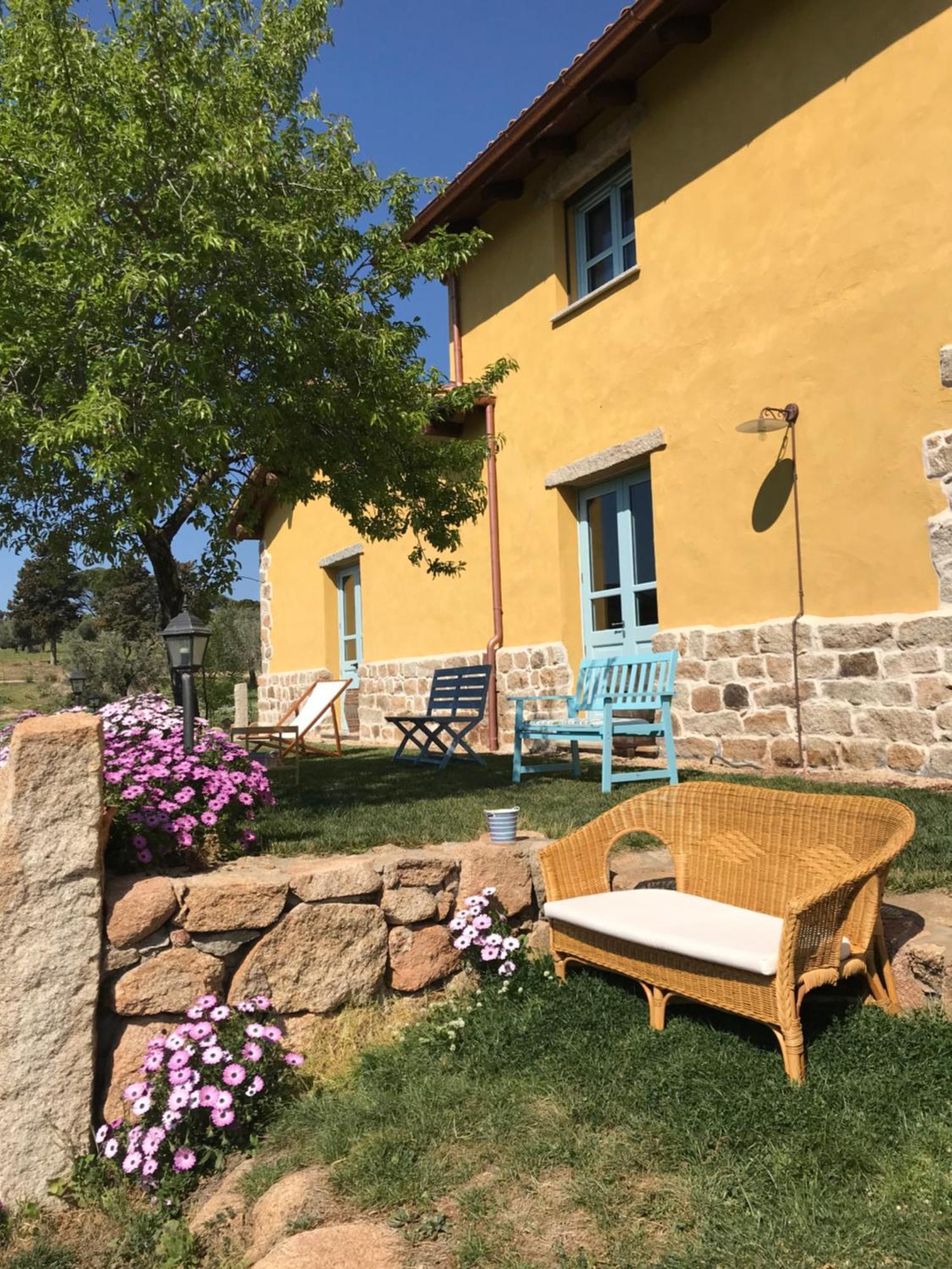 Agriturismo Is Conchisceddas Gonnosfanadiga ภายนอก รูปภาพ